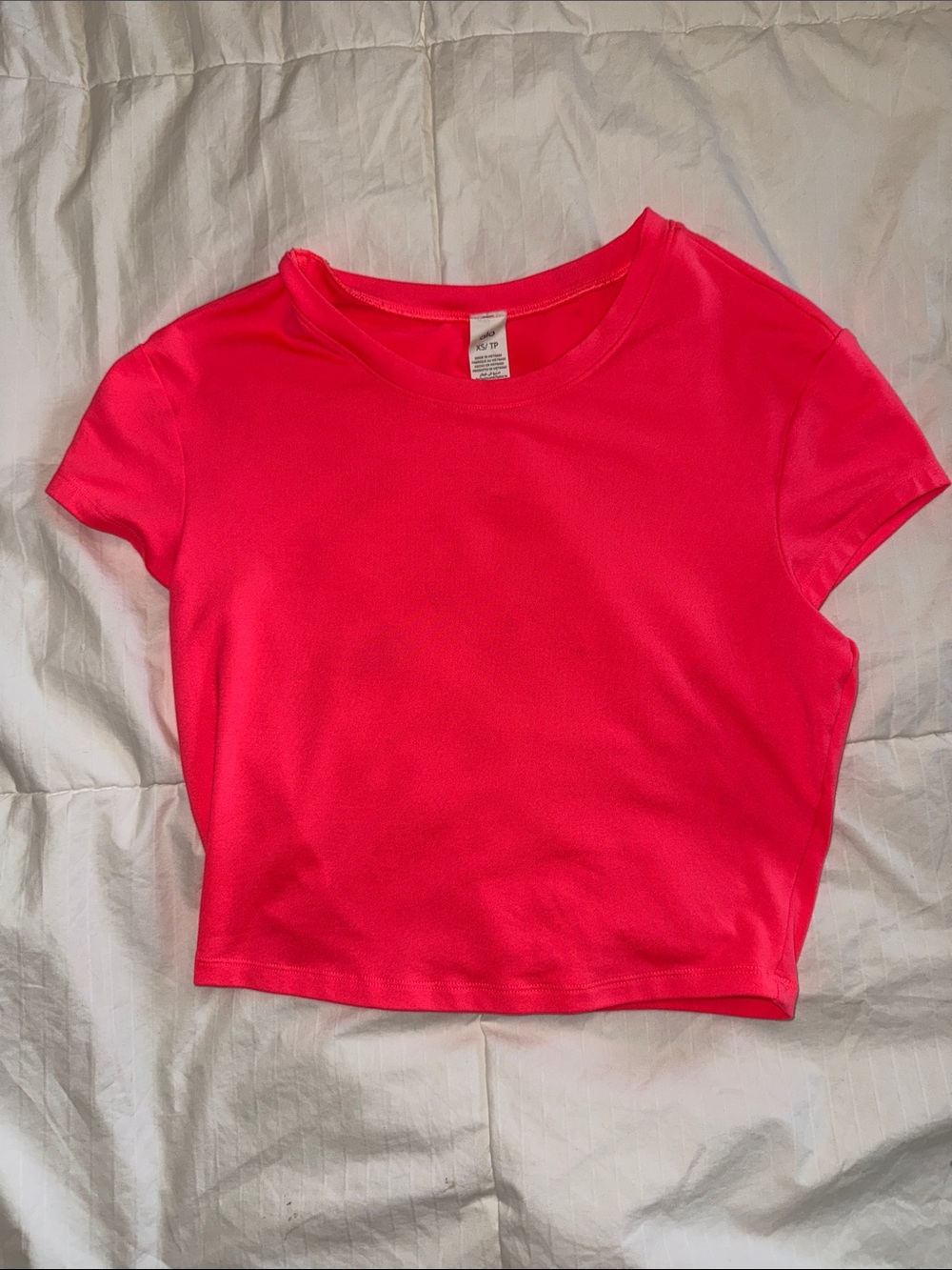 ALO Yoga Neon Hot Pink Crewneck Crop Tee